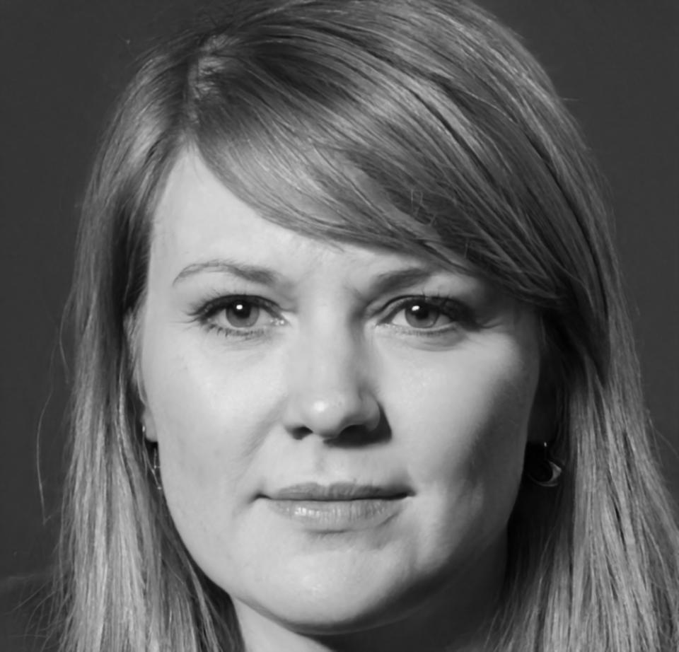 Sarah Weber - Finanzanalystin